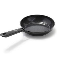 Load image into Gallery viewer, Yaufey SmartShape Healthy Ceramic Nonstick Black Frying Pan, 8"
